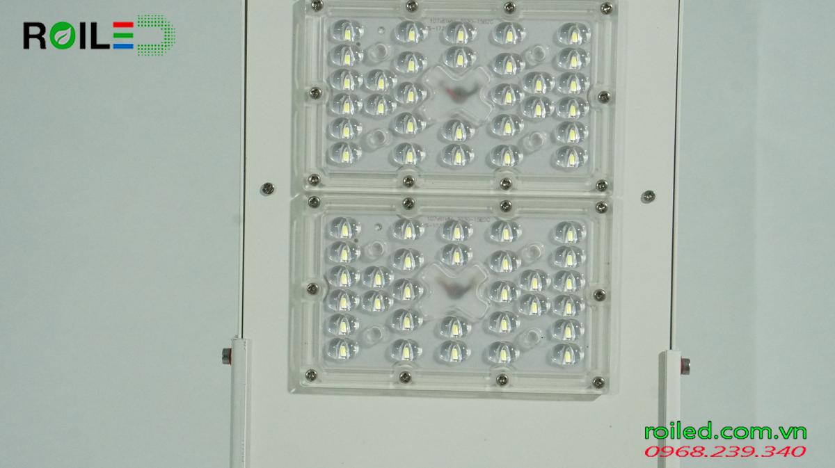 cửa hàng đèn Led năng lượng