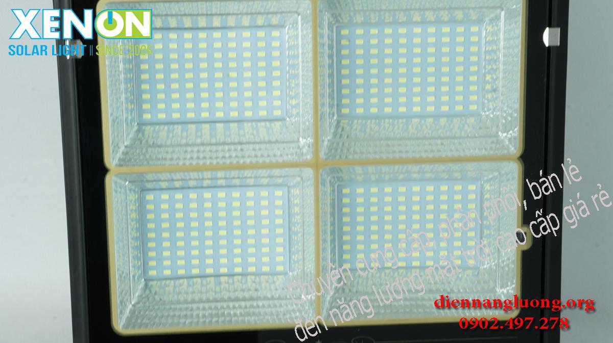 Đèn năng lượng giá rẻ chính hãng