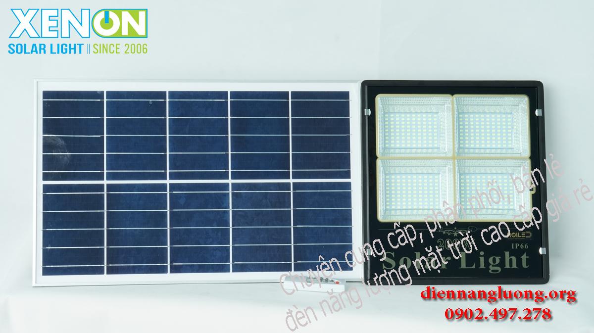 Đèn năng lượng giá rẻ chính hãng