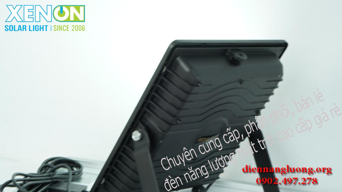 Đèn năng lượng giá rẻ chính hãng