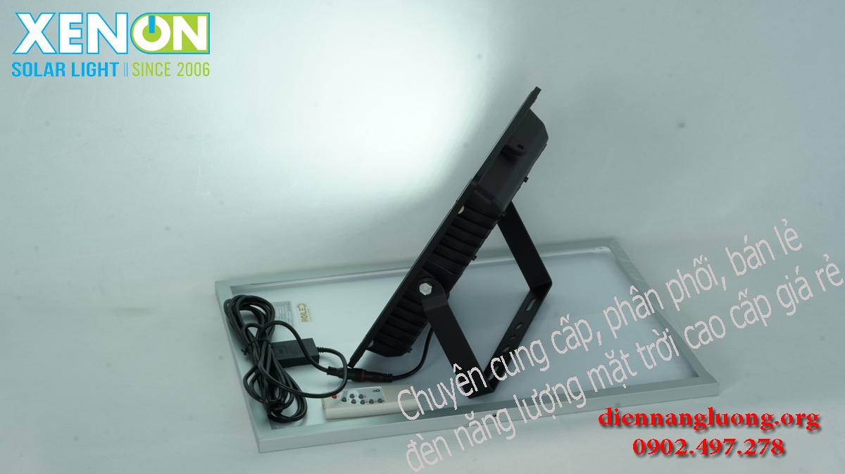 Đèn năng lượng giá rẻ chính hãng