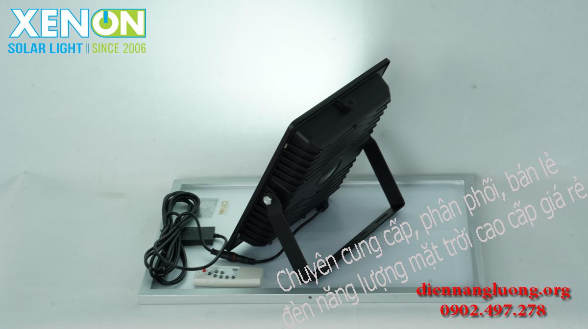 Đèn năng lượng giá rẻ chính hãng