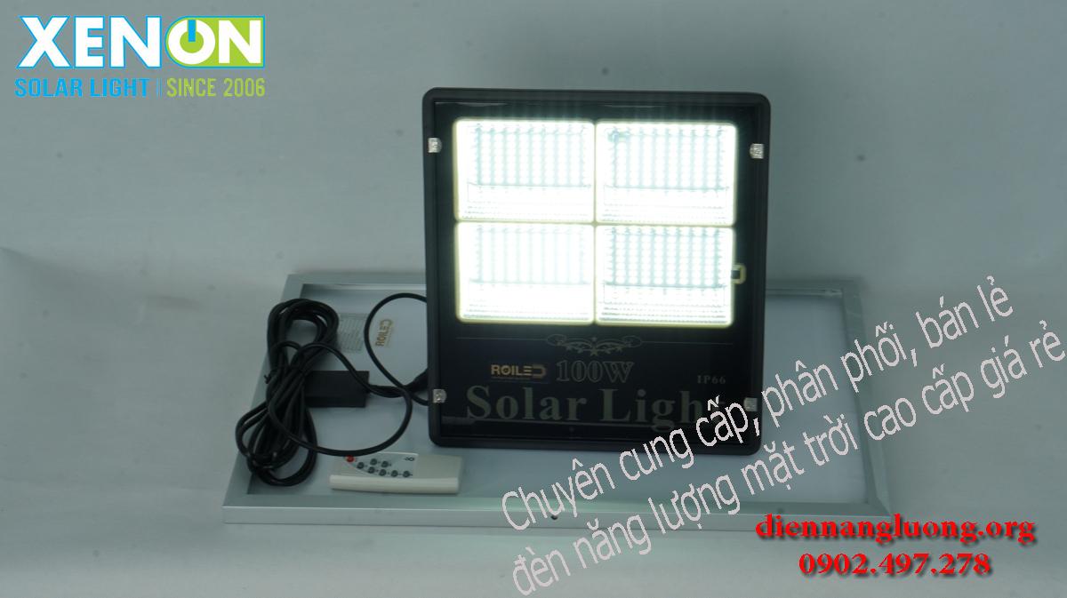 Đèn năng lượng giá rẻ chính hãng