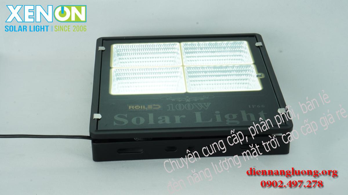 Đèn năng lượng giá rẻ chính hãng