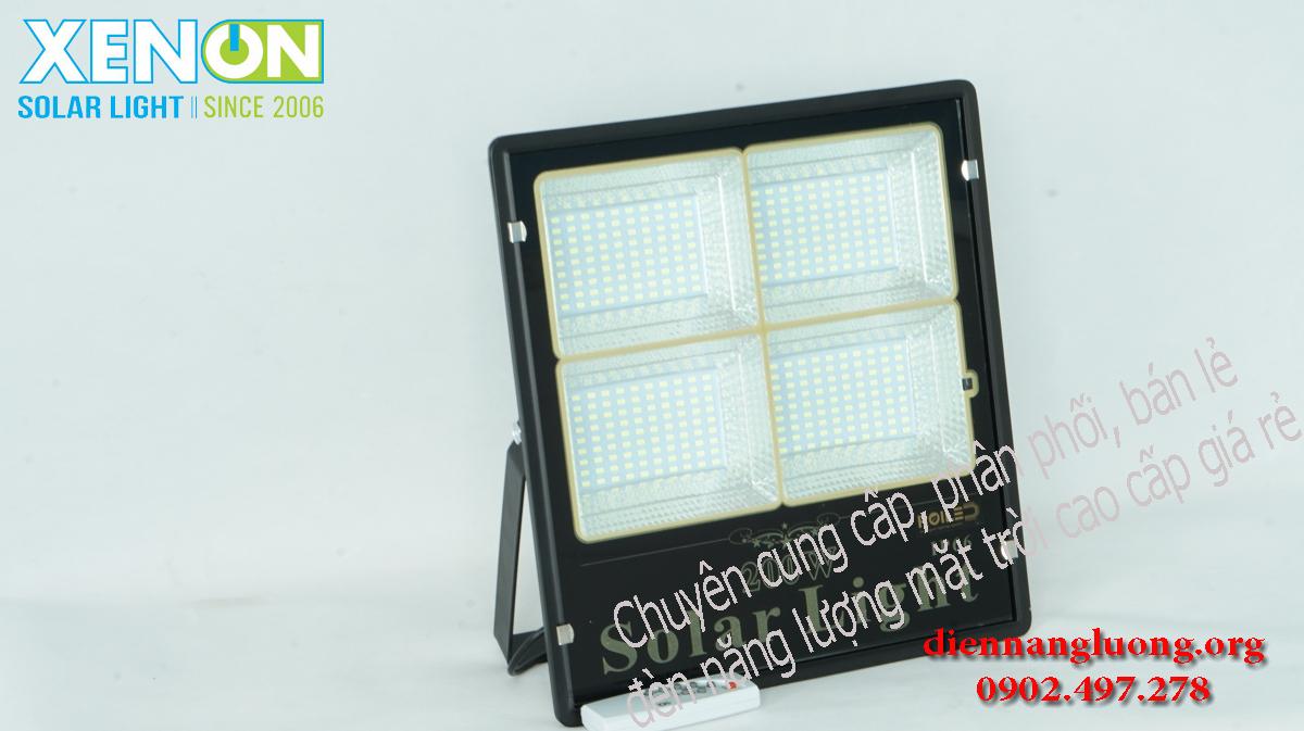 Đèn năng lượng giá rẻ chính hãng