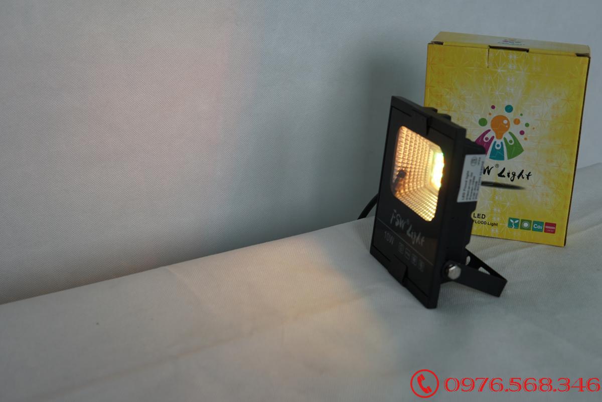 Đèn pha FSW 10W nhiều màu