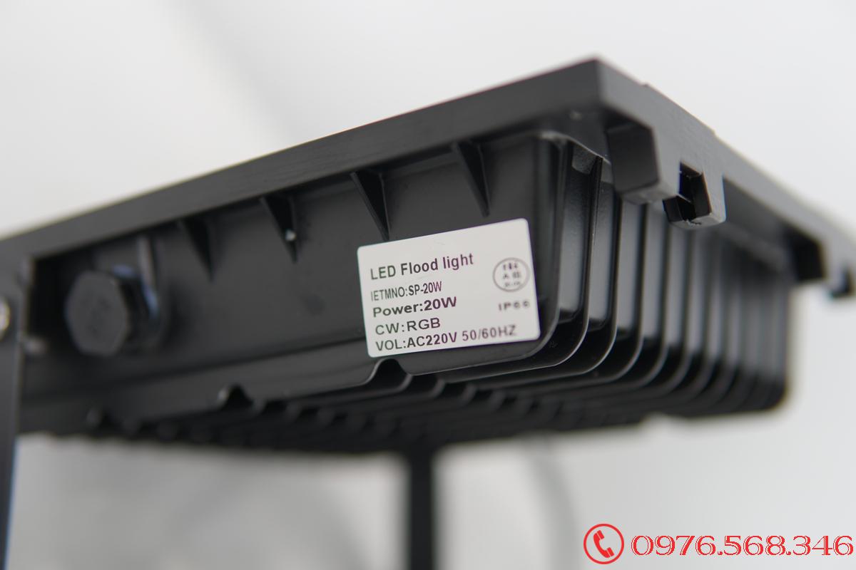 Đèn pha FSW 20W nhiều màu