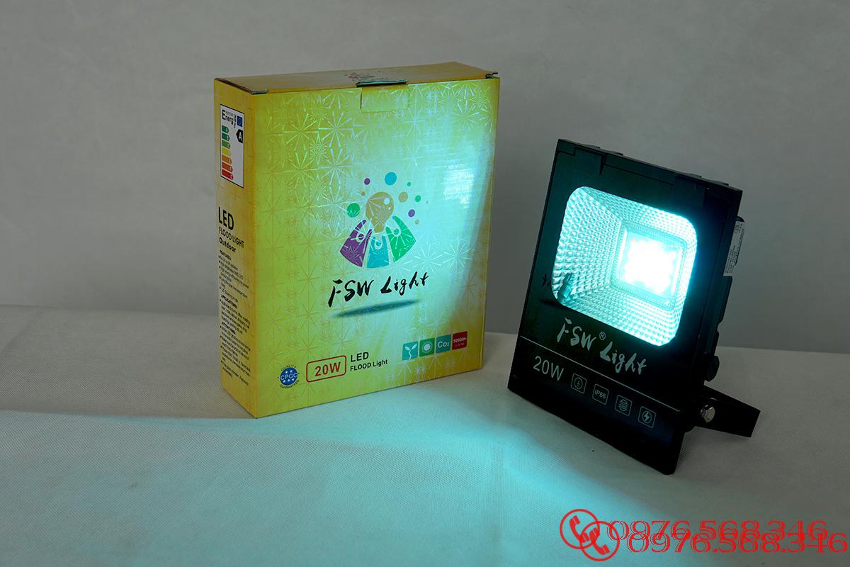 Đèn pha FSW 20W nhiều màu