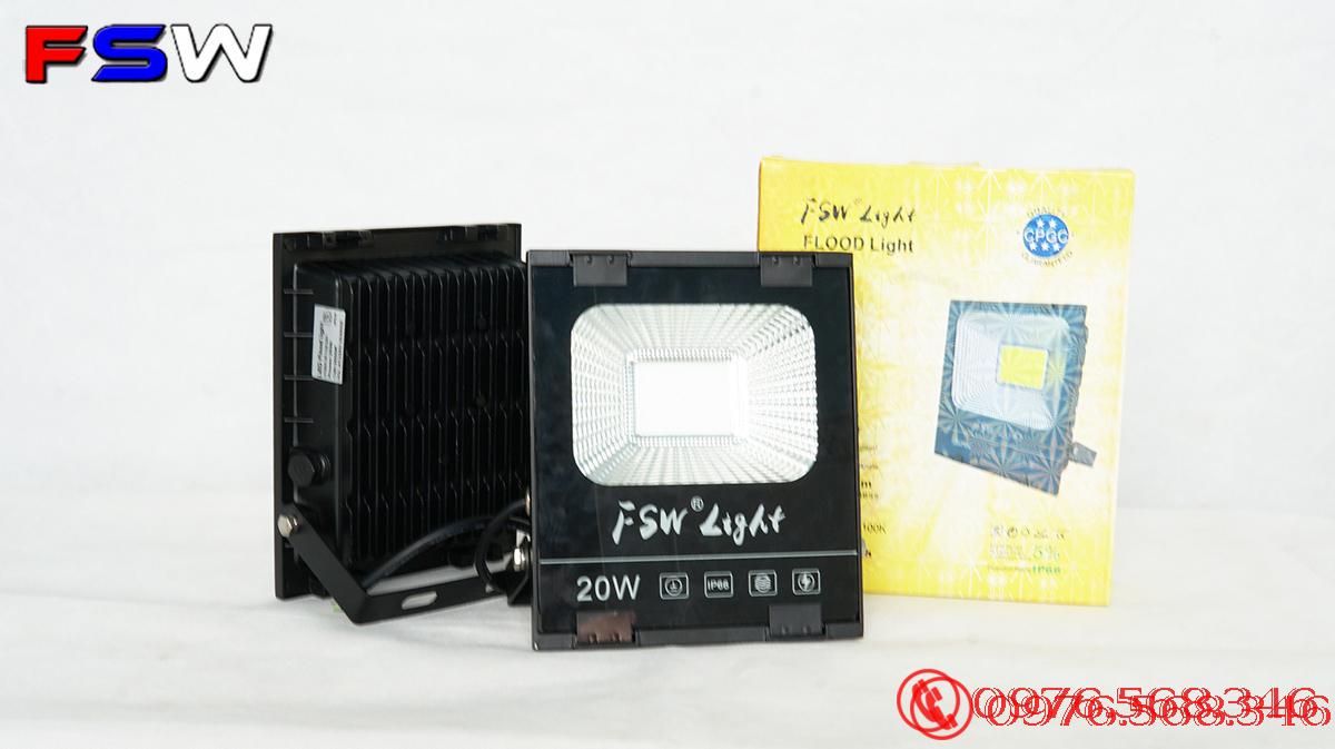 Đèn pha FSW 20W nhiều màu