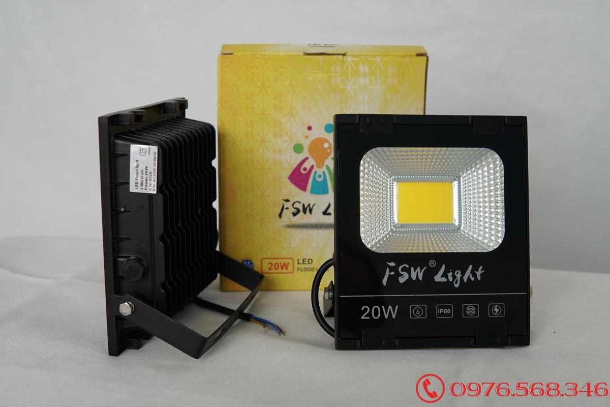 Đèn pha FSW 20W nhiều màu