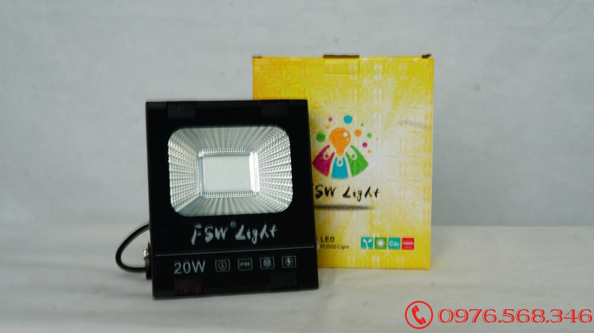 Đèn pha FSW 20W nhiều màu