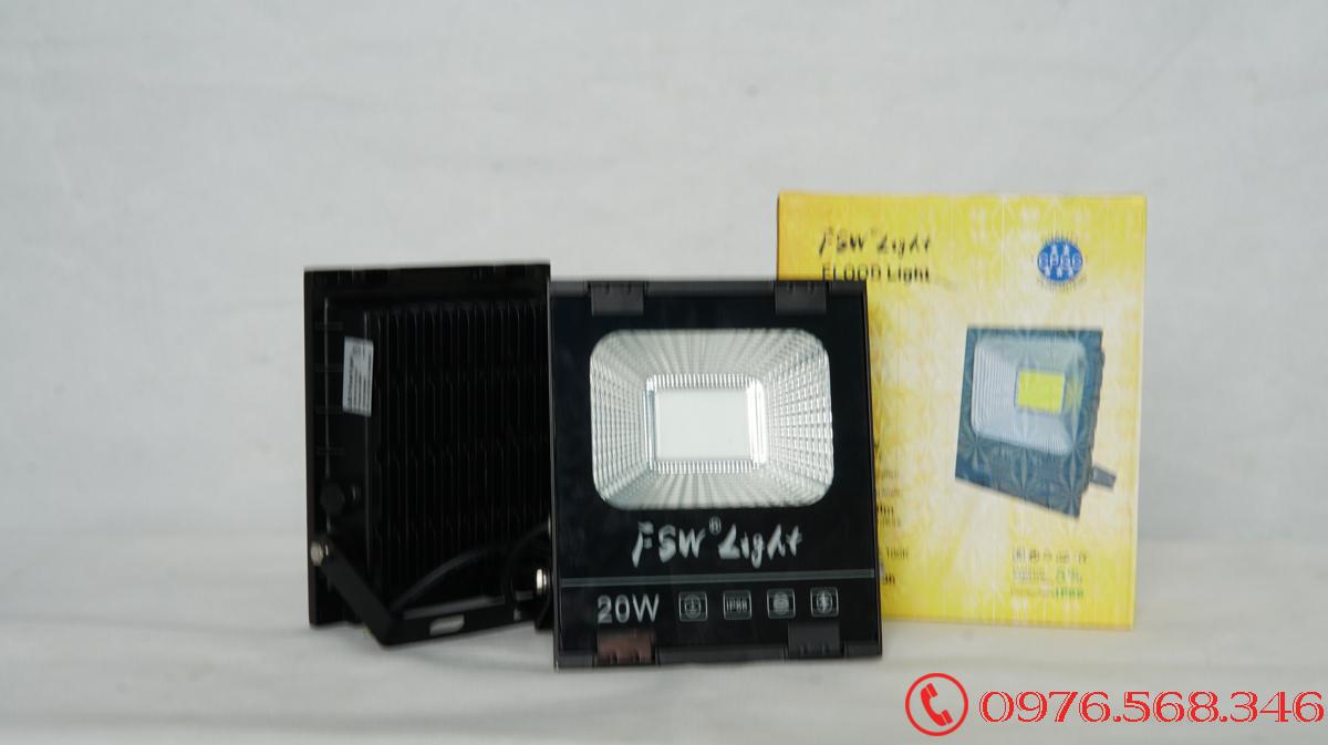 Đèn pha FSW 20W nhiều màu