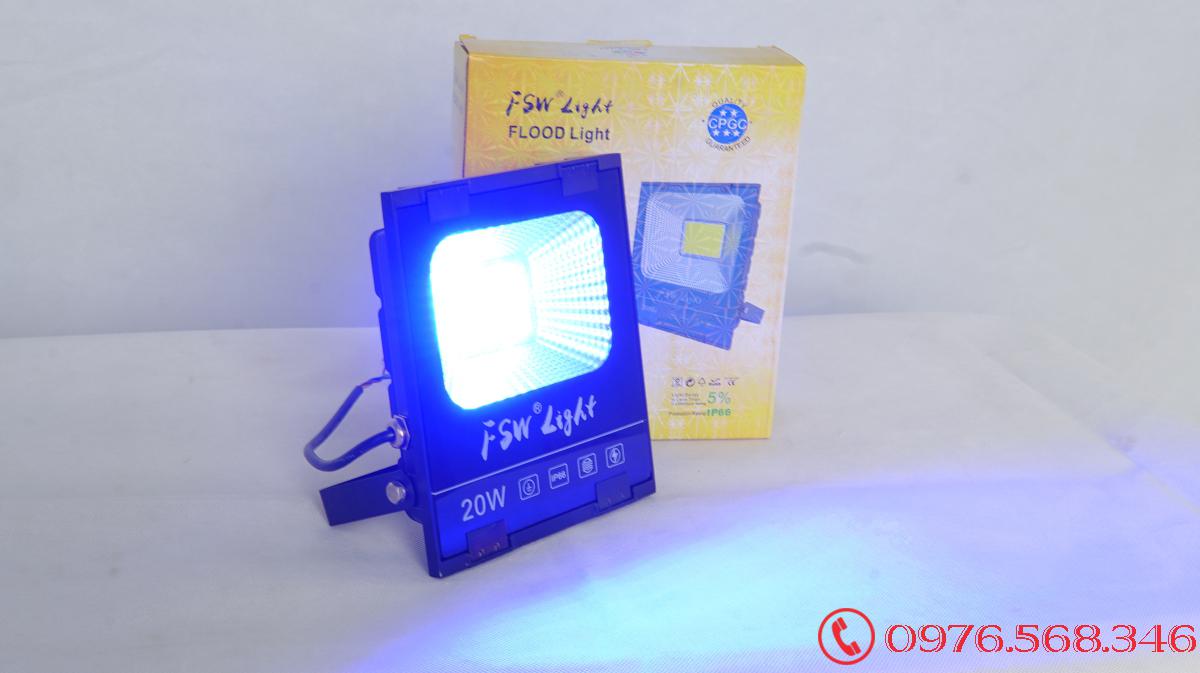 Đèn pha FSW 20W nhiều màu