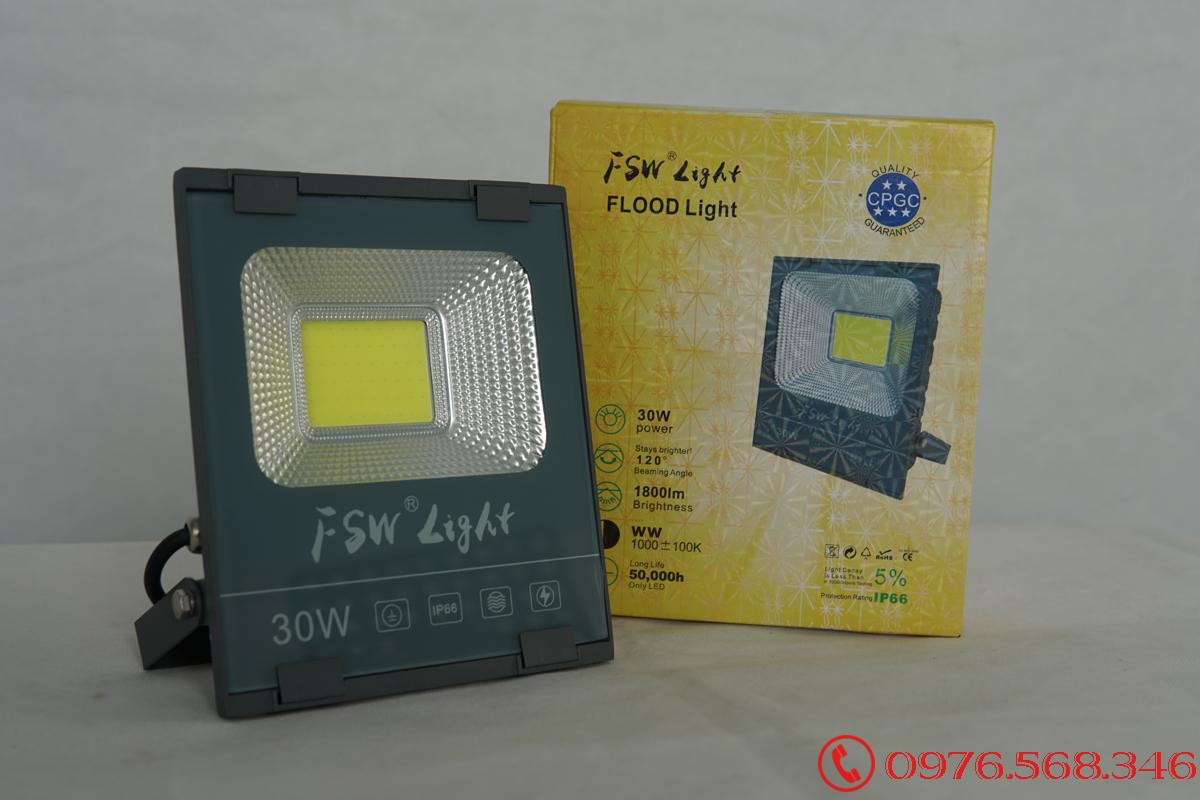 Đèn pha FSW 30W nhiều màu