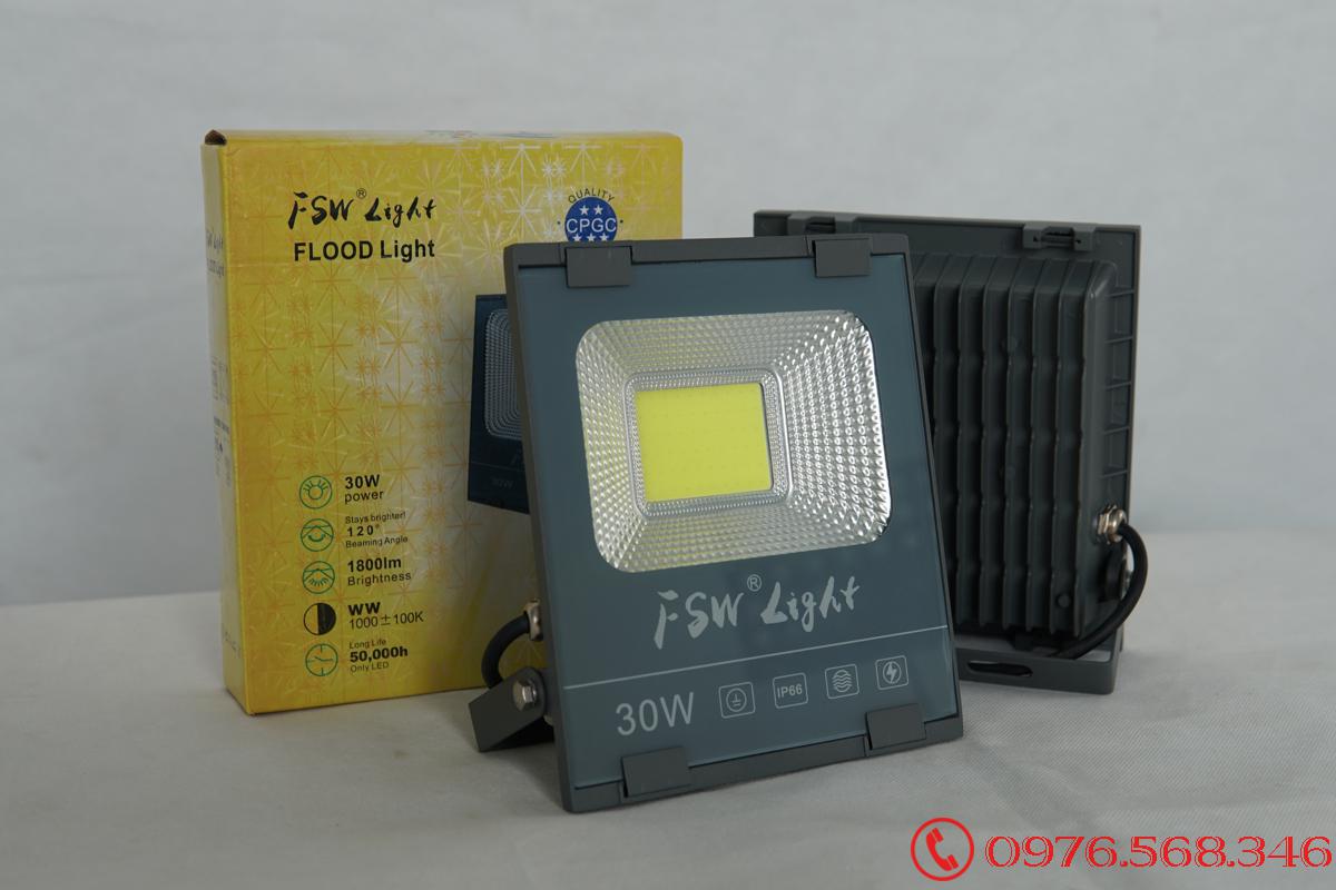 Đèn pha FSW 30W nhiều màu