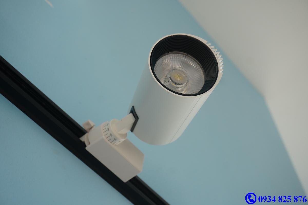 Đèn ray rọi FSW 30W