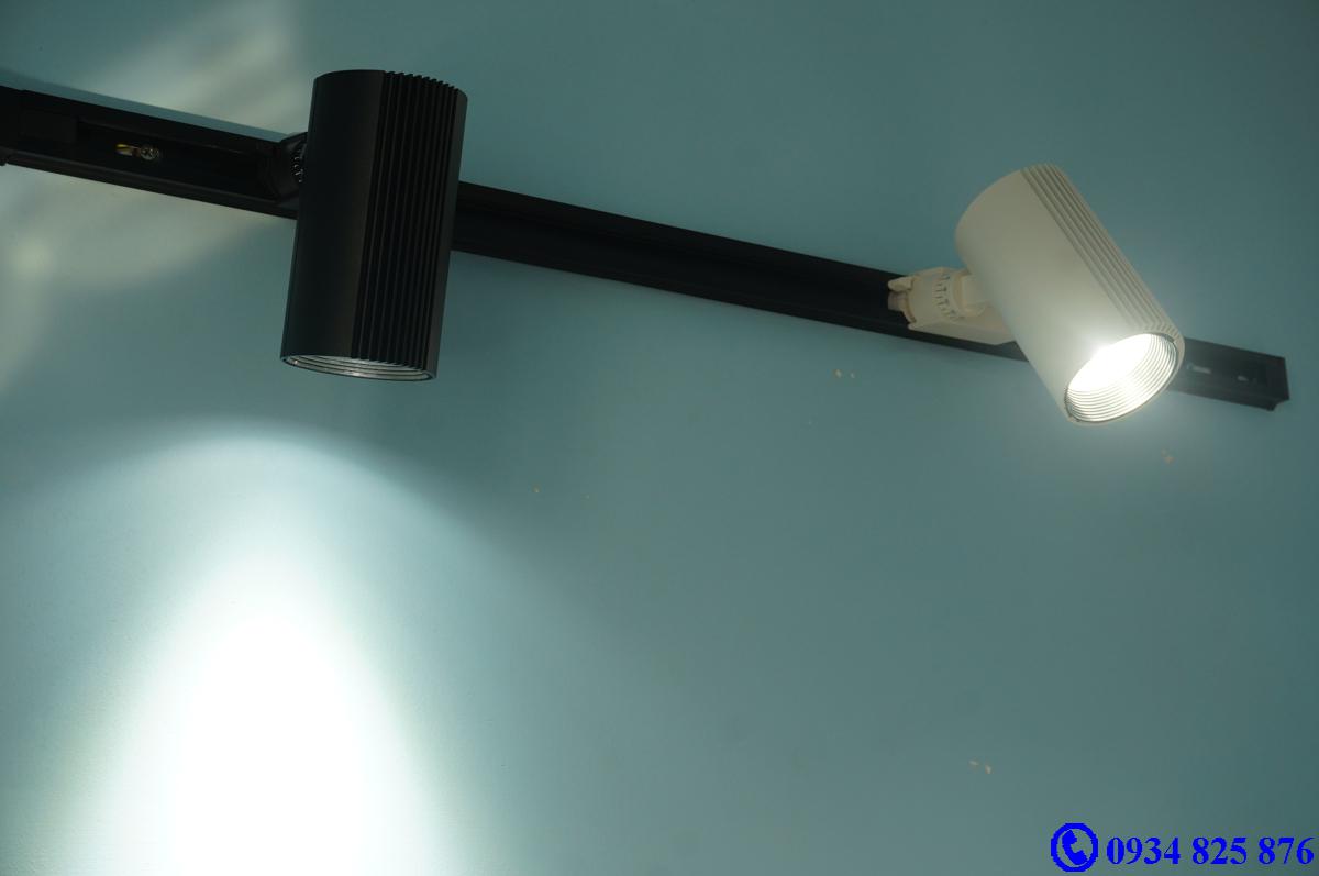 Đèn ray rọi FSW 30W
