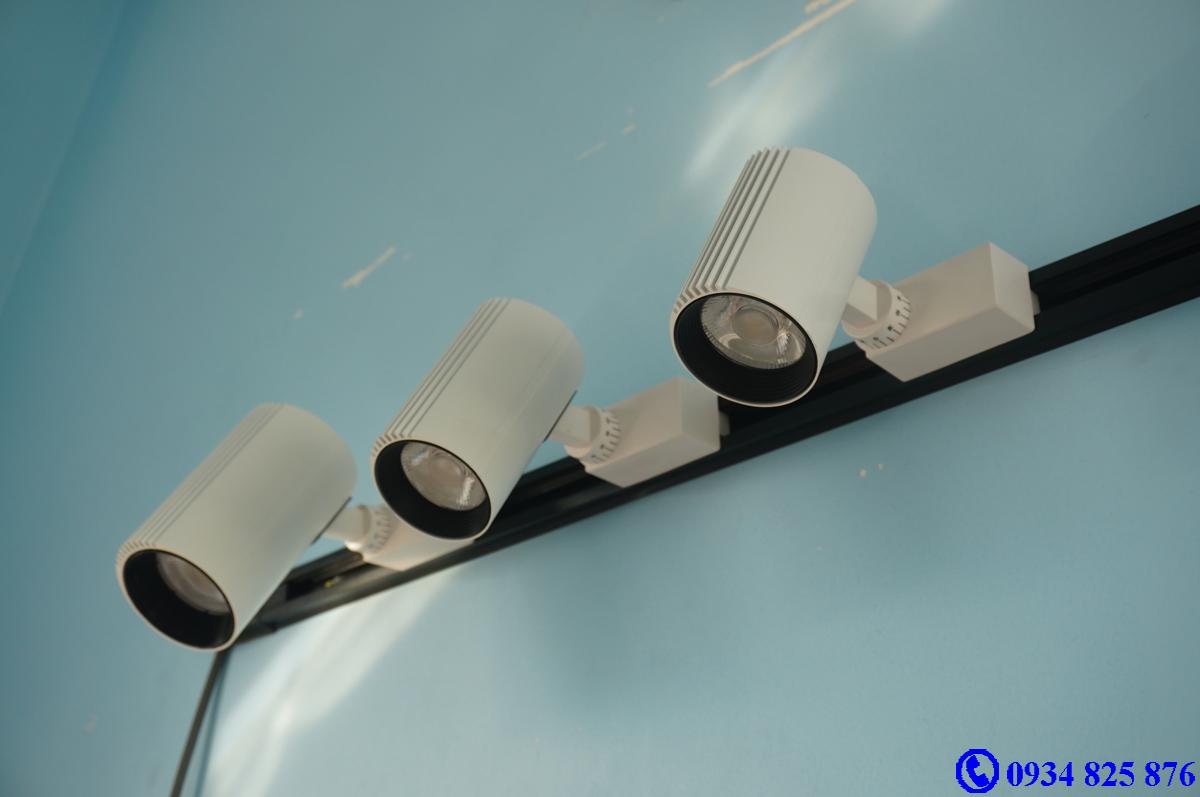 Đèn ray rọi FSW 30W