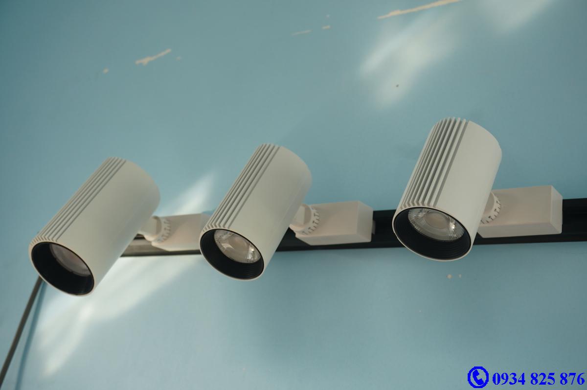Đèn ray rọi FSW 30W