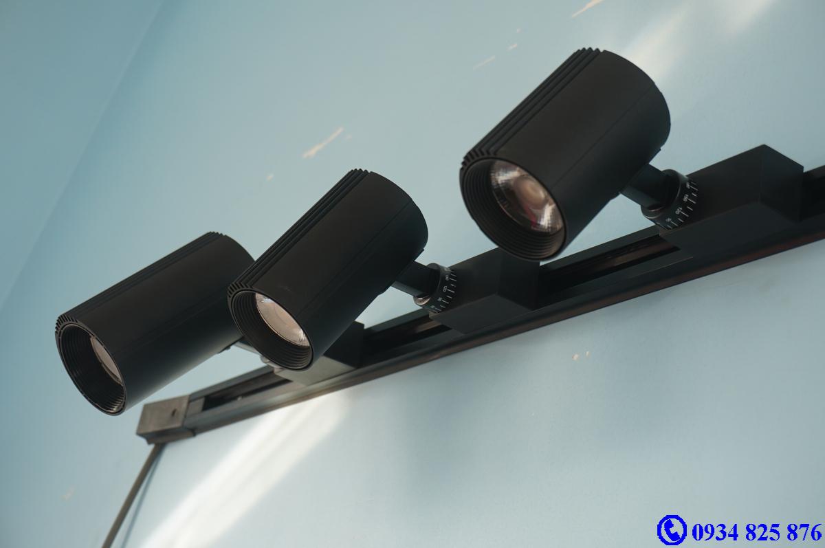 Đèn ray rọi FSW 30W