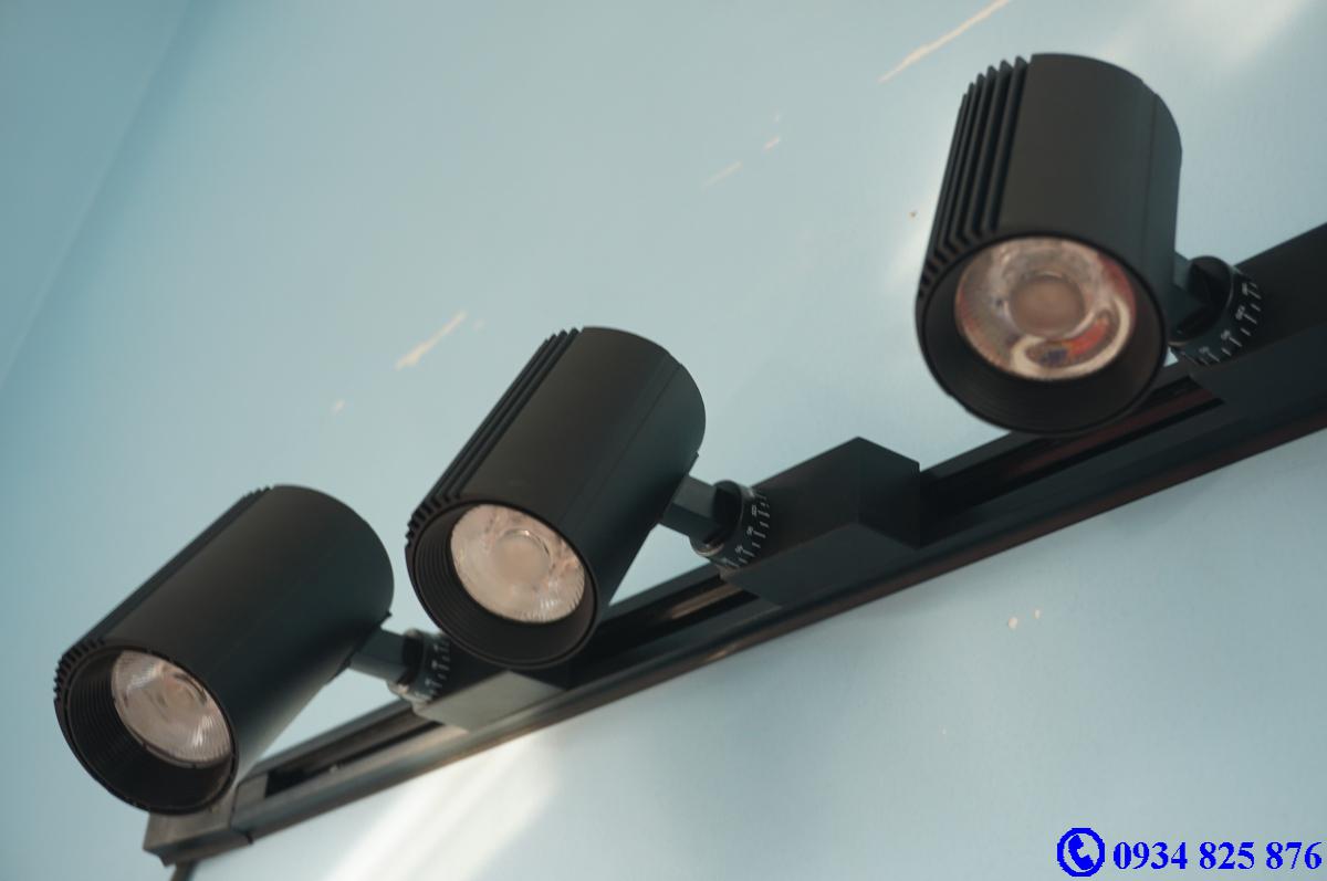 Đèn ray rọi FSW 30W