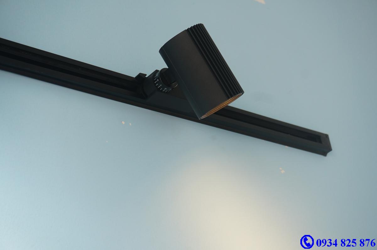 Đèn ray roi FSW10W COB