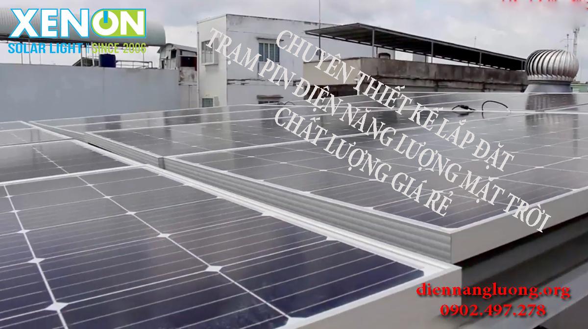 Tấm pin năng lượng mặt trời cao cấp