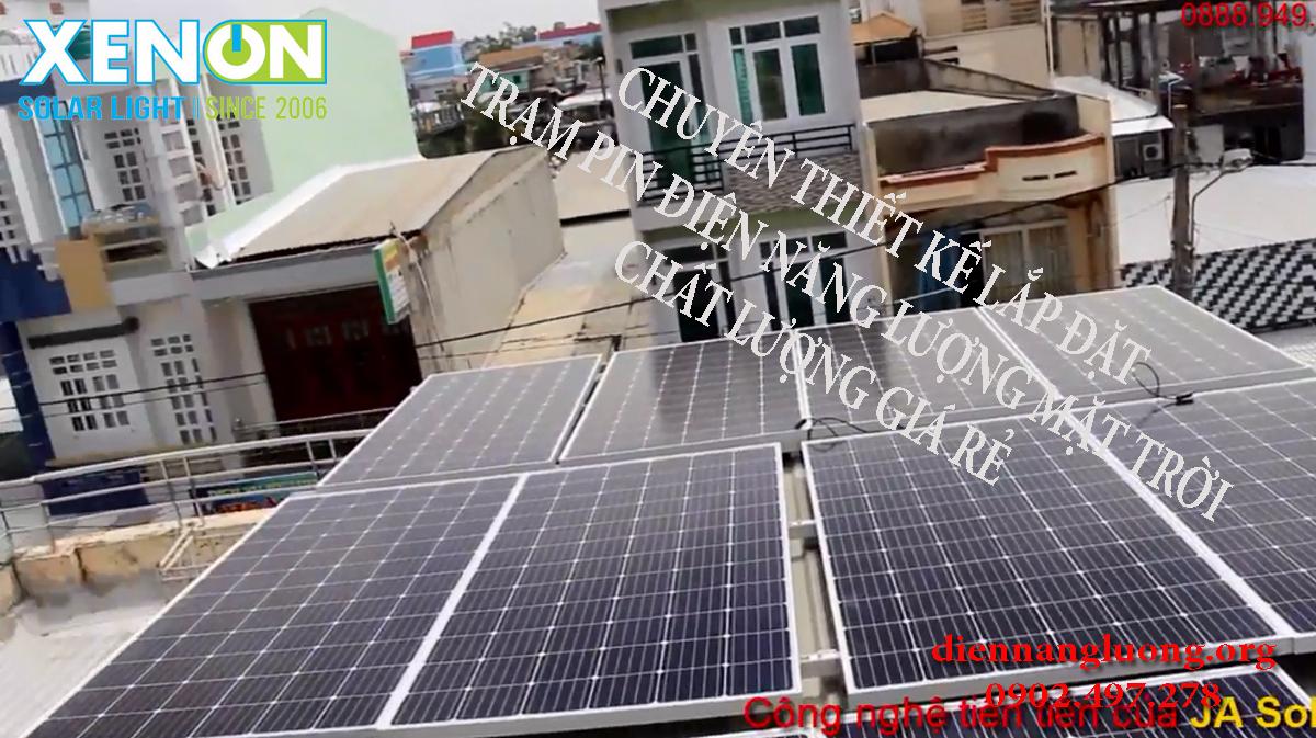Tấm pin năng lượng mặt trời cao cấp