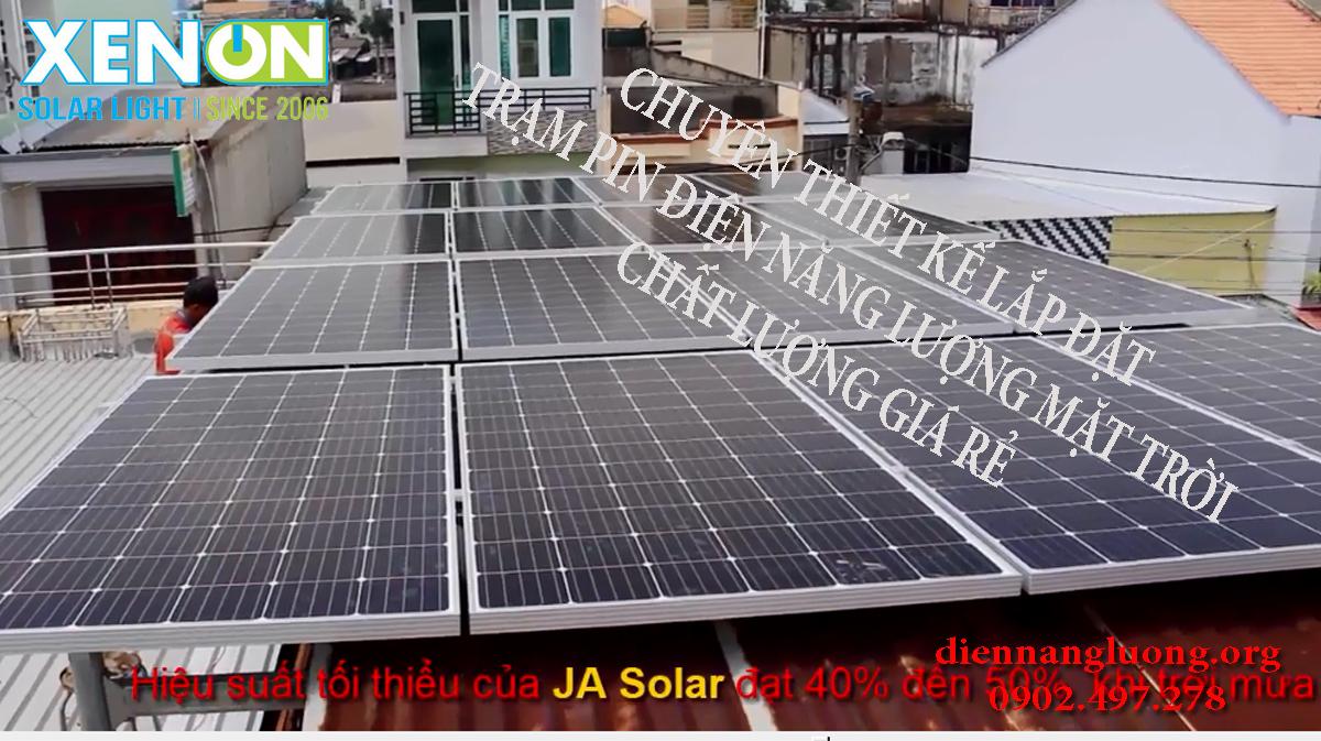 Tấm pin năng lượng mặt trời cao cấp