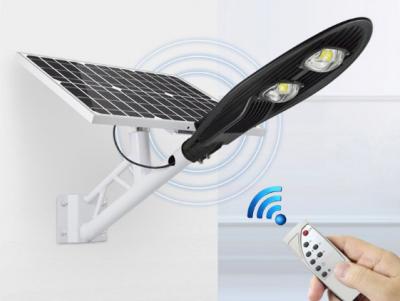 Đèn đường năng lượng mặt trời 100W