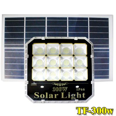 Đèn pha năng lượng mặt trời 300w cao cấp Roiled TF-300w