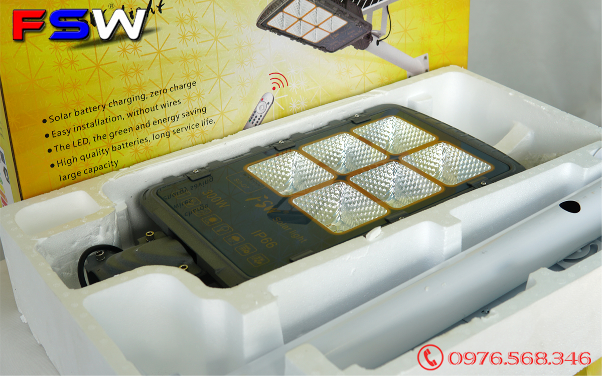 Đèn đường FSW 300W| năng lượng mặt trời cao cấp