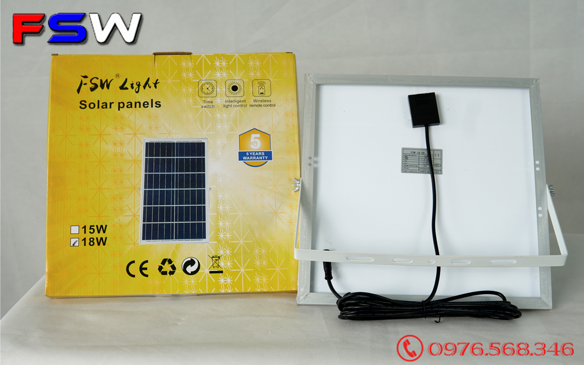 Đèn pha năng lượng mặt trời  FSW 60W giá tốt