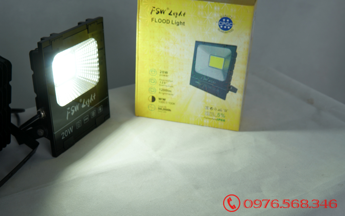 Đèn pha FSW 20W| đèn led ánh sáng trắng