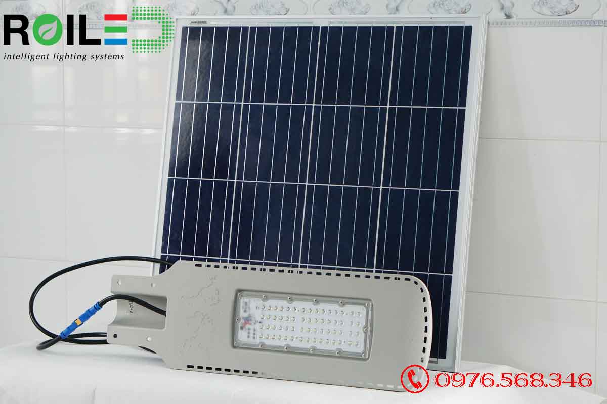 Đèn đường năng lượng mặt trời 300W cao cấp Roiled D-300