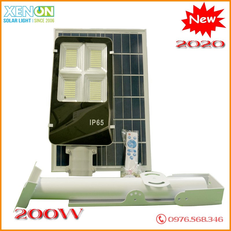 Ứng dụng đèn đường năng lượng chiếu sáng sân bóng