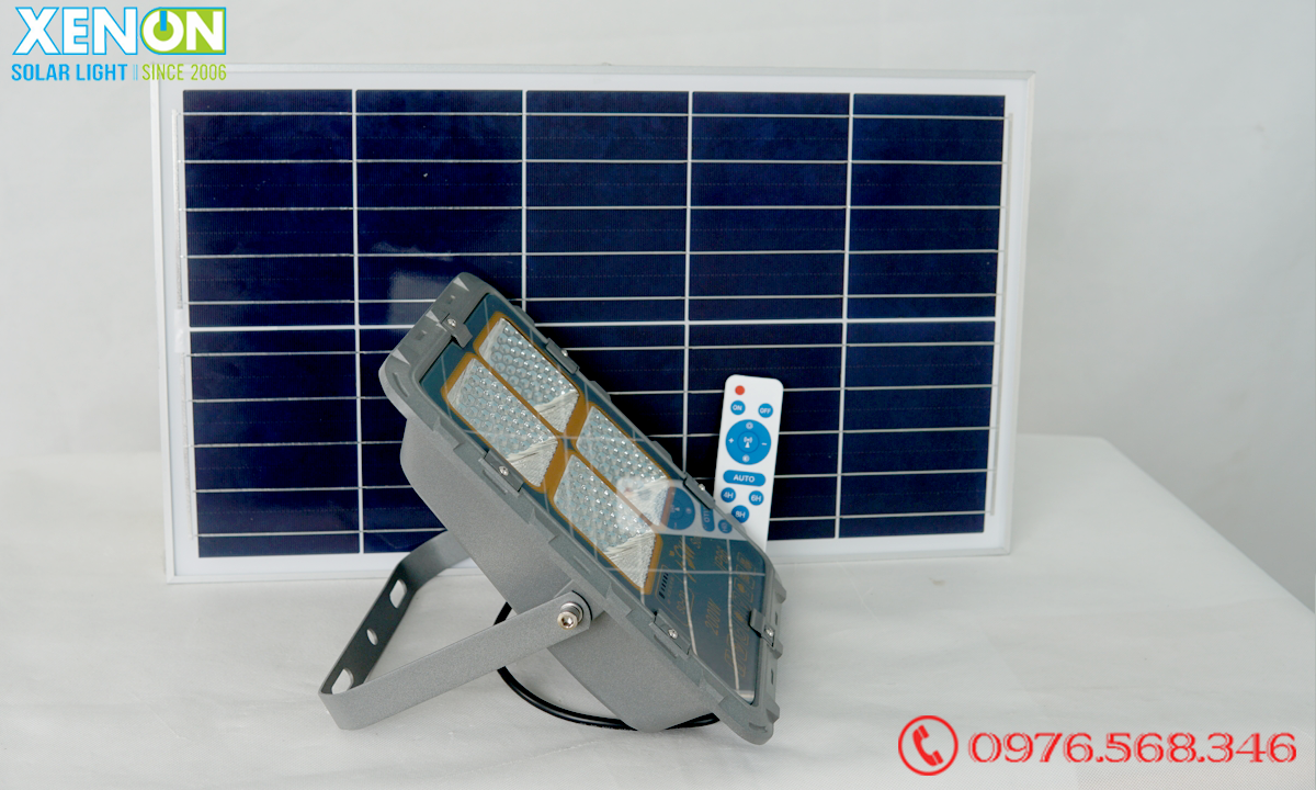 Đèn pha năng lượng mặt trời  FSW 200W giá tốt