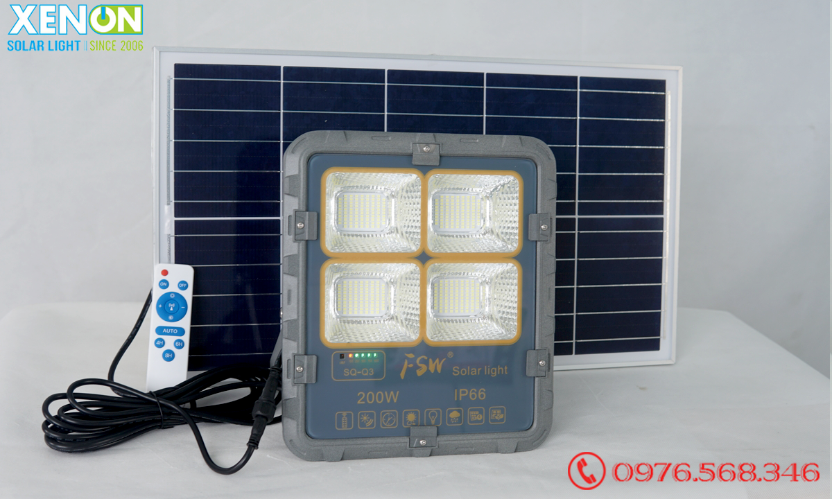 Đèn pha năng lượng mặt trời  FSW 200W giá tốt