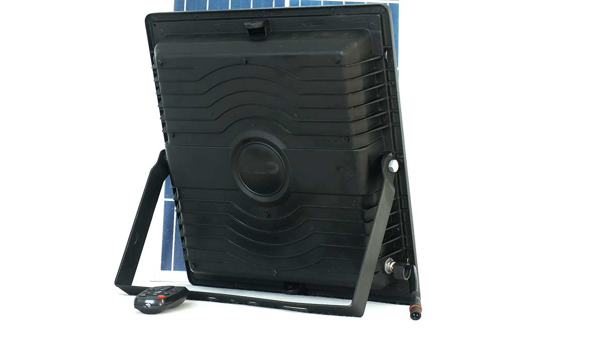 Đèn Roiled RP100W| đèn pha năng lượng mặt trời