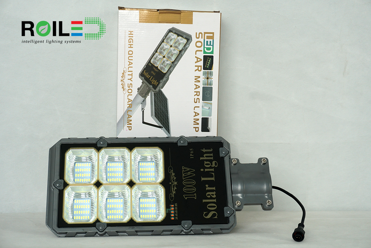 Đèn đường Roiled RB100W cao cấp| Pin rời