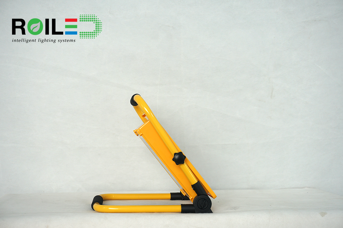 Đèn xách tay Roiled PL60W| năng lượng mặt trời