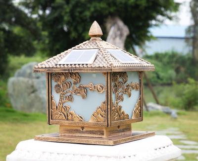đèn năng lựong mặt trời trụ cổng